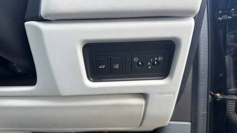 Land Rover Discovery Sport 2.0 TD4 180 SE Tech 5dr Auto Diesel Station Wagon